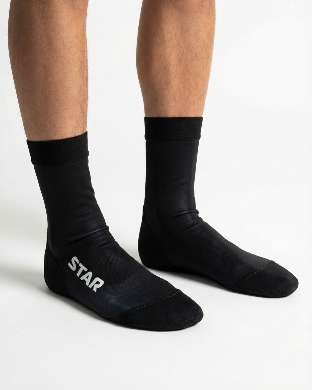 technical sand socks for beach volleyball training and hot sand protection